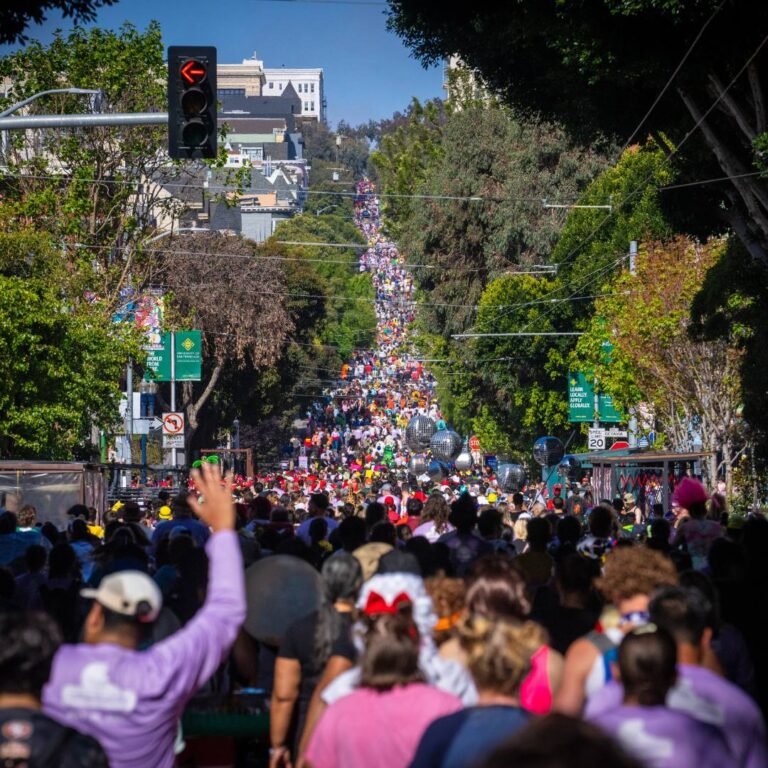 bay to breakers run hill